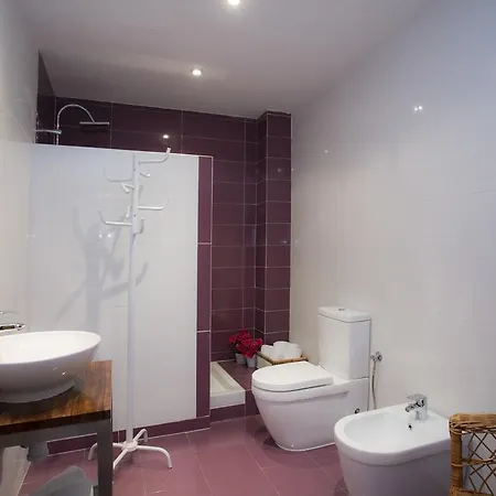 Vivaldi Apartment *