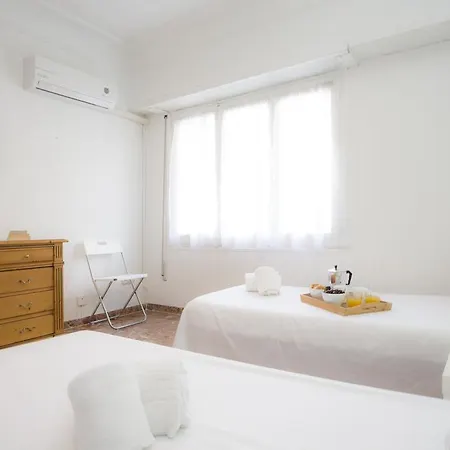 Vivaldi Apartment *